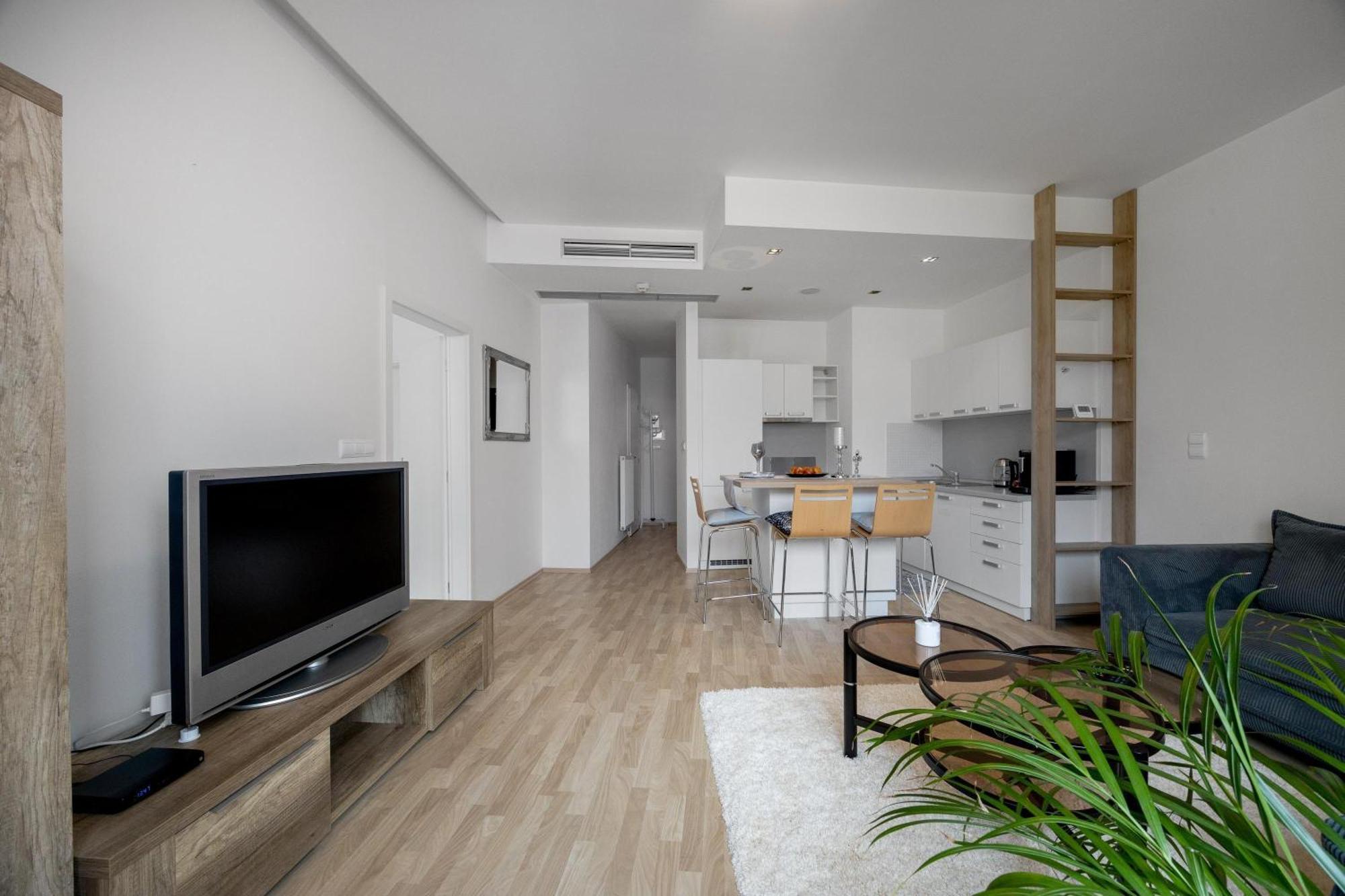 Revon Art-Deco Apartment Laurinska Bratislava Dış mekan fotoğraf