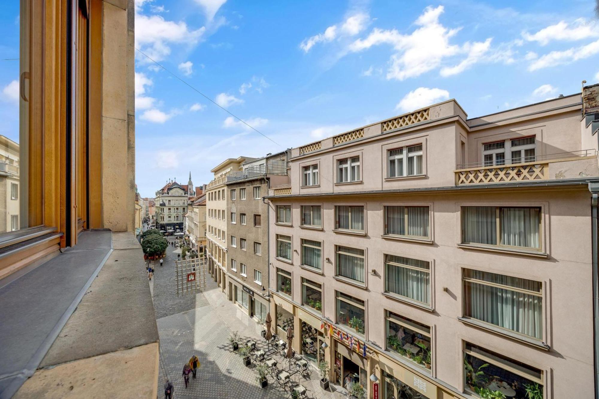 Revon Art-Deco Apartment Laurinska Bratislava Dış mekan fotoğraf
